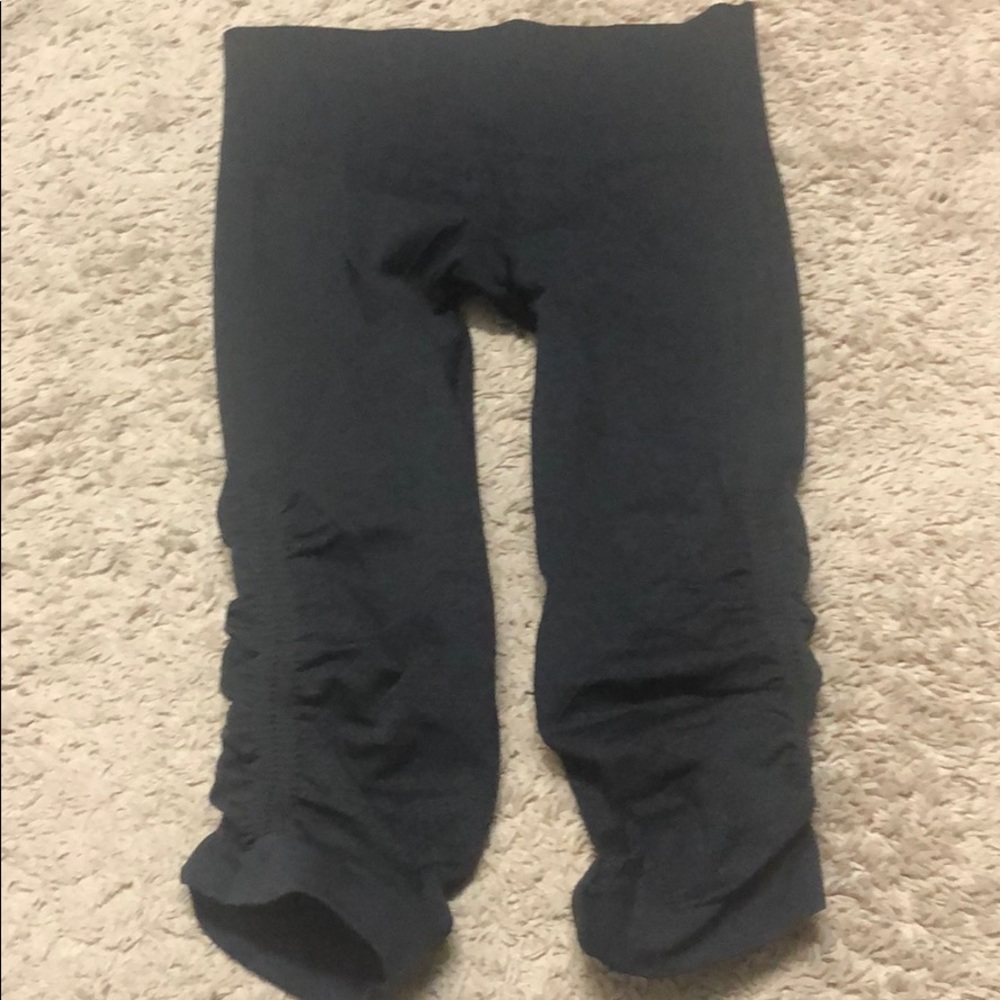 Lululemon capris